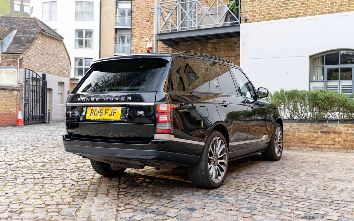 2015 Land Rover Range Rover L405 - Image 9 of 31