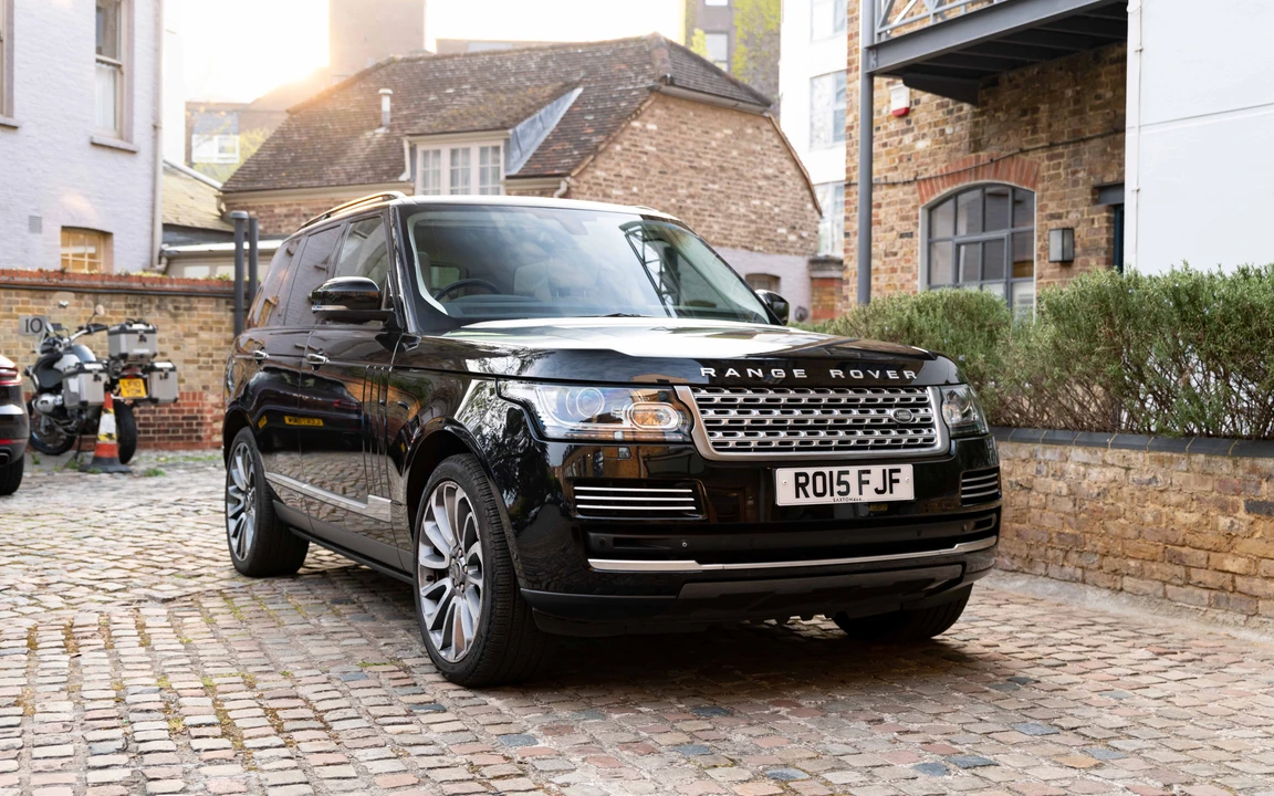 2015 Land Rover Range Rover L405 - Image 16 of 31