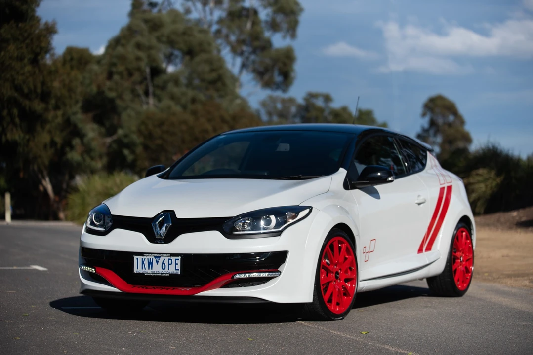 2015 Renault Megane RS III 4th Gen - Image 5 of 31