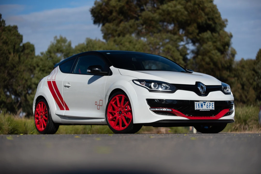 2015 Renault Megane RS III 4th Gen - Image 16 of 31