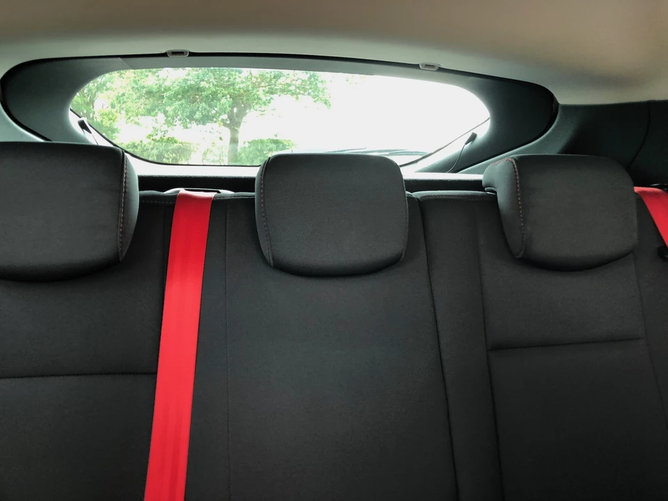 2015 Renault Megane RS II 3rd Gen - Image 28 of 31
