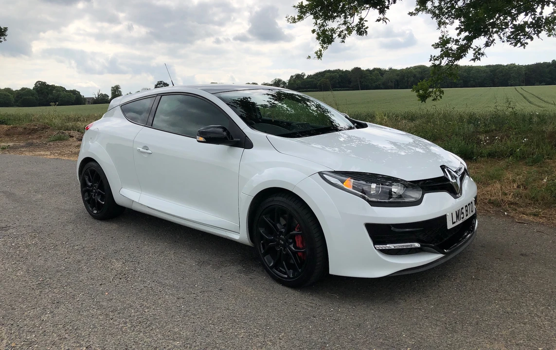2015 Renault Megane RS II 3rd Gen - Image 2 of 31