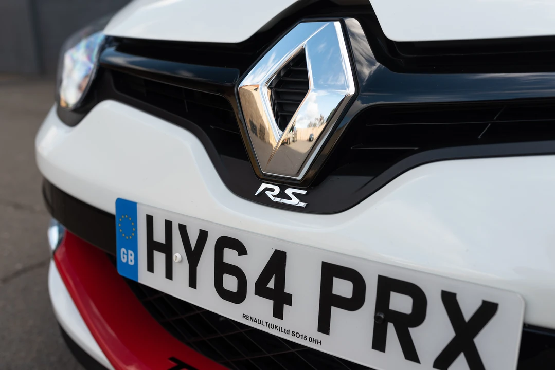 2015 Renault Megane RS III 4th Gen - Image 25 of 31