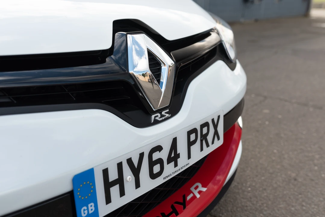 2015 Renault Megane RS III 4th Gen - Image 26 of 31