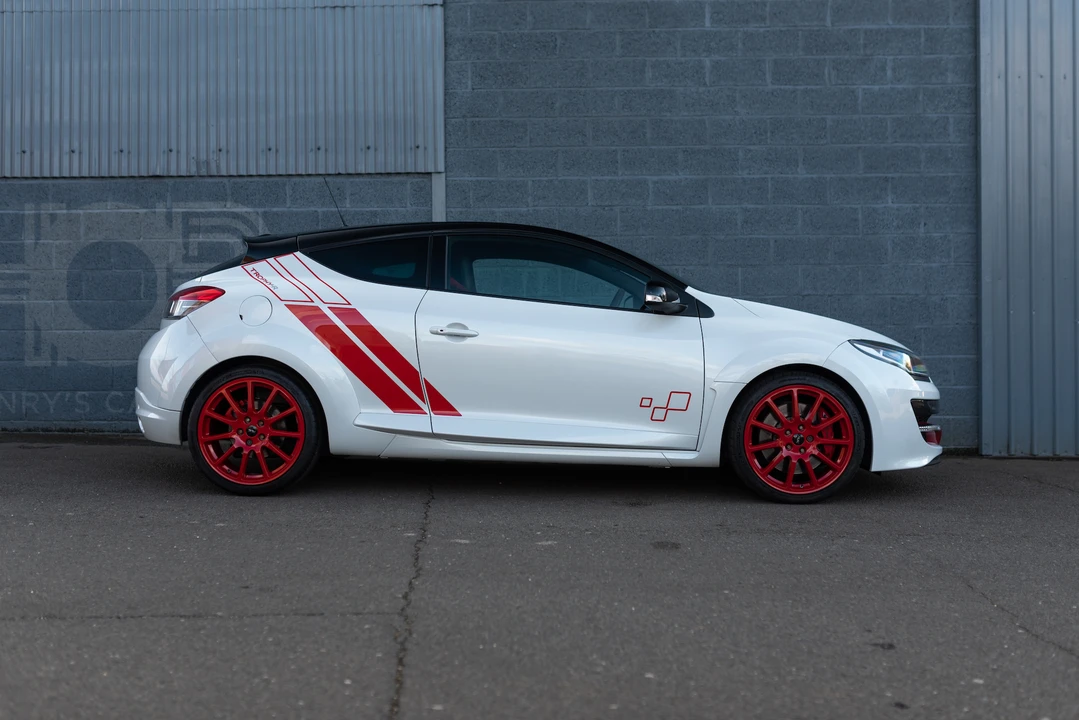 2015 Renault Megane RS III 4th Gen - Image 5 of 31