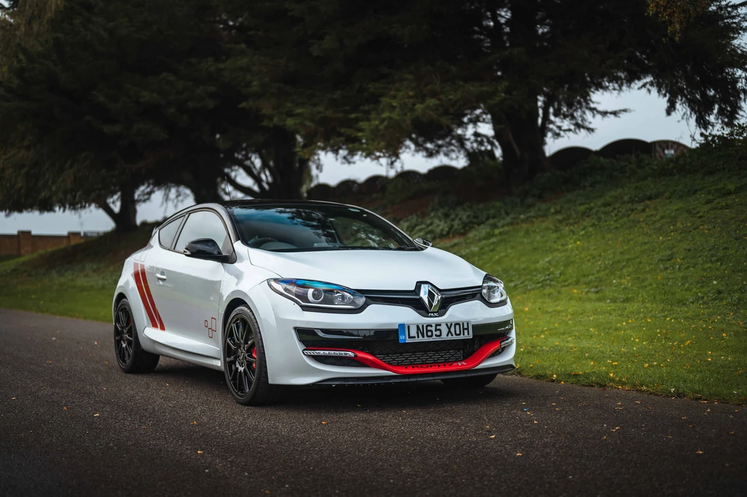 2015 Renault Megane RS III 4th Gen - Image 12 of 31
