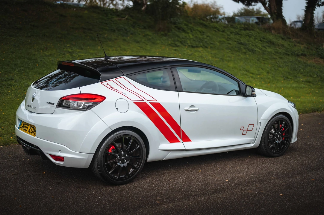 2015 Renault Megane RS III 4th Gen - Image 18 of 31