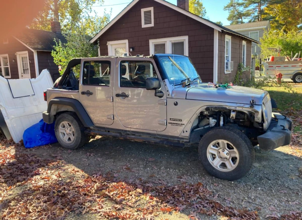 2015 Jeep JK Wrangler - Image 3 of 4