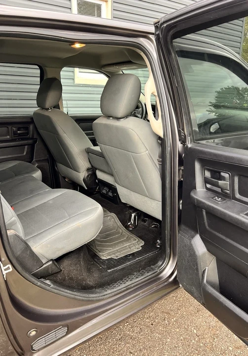 2015 Dodge Ram 4th Gen - Image 7 of 9