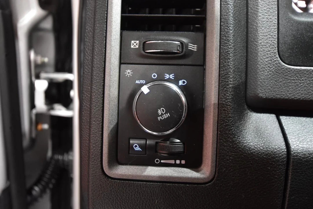 2015 Ram 1500 1st Gen - Image 15 of 31