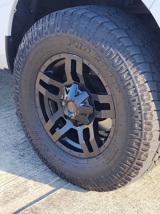 2015 Ram 1500 1st Gen - Image 12 of 21