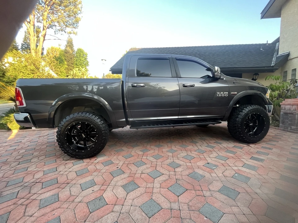 2015 Ram 1500 1st Gen - Image 7 of 17