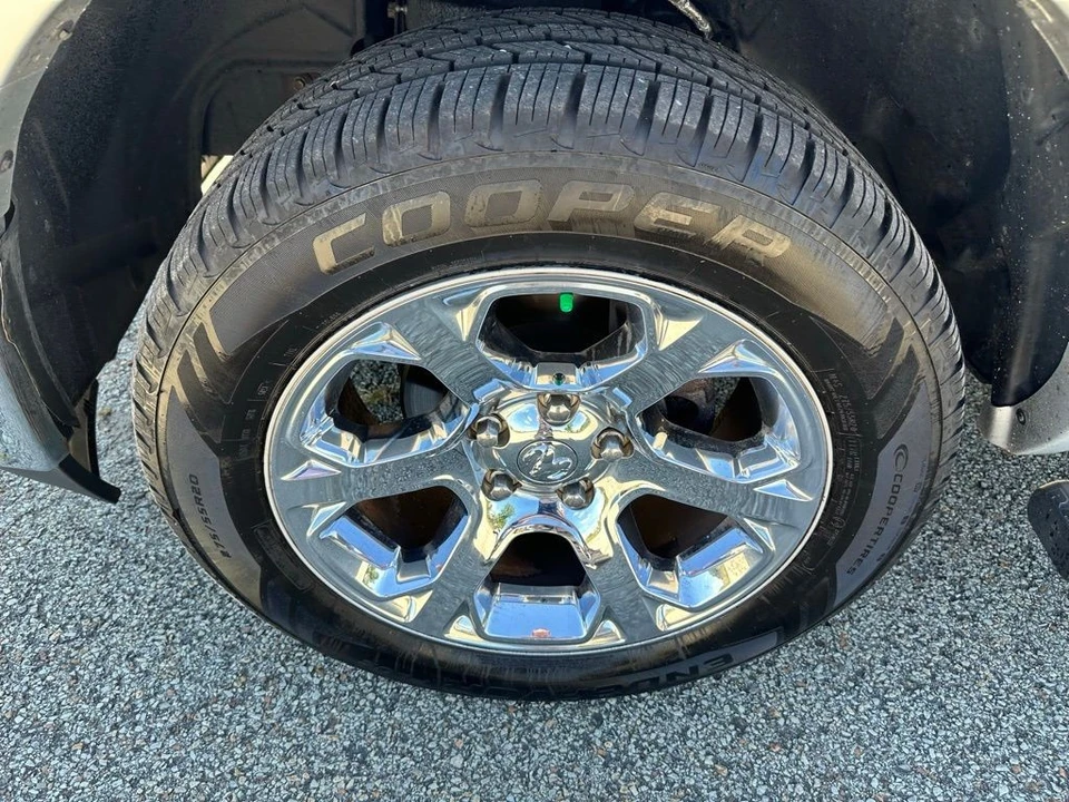 2015 Ram 1500 1st Gen - Image 7 of 12