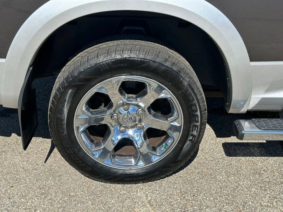 2015 Ram 1500 1st Gen - Image 9 of 12