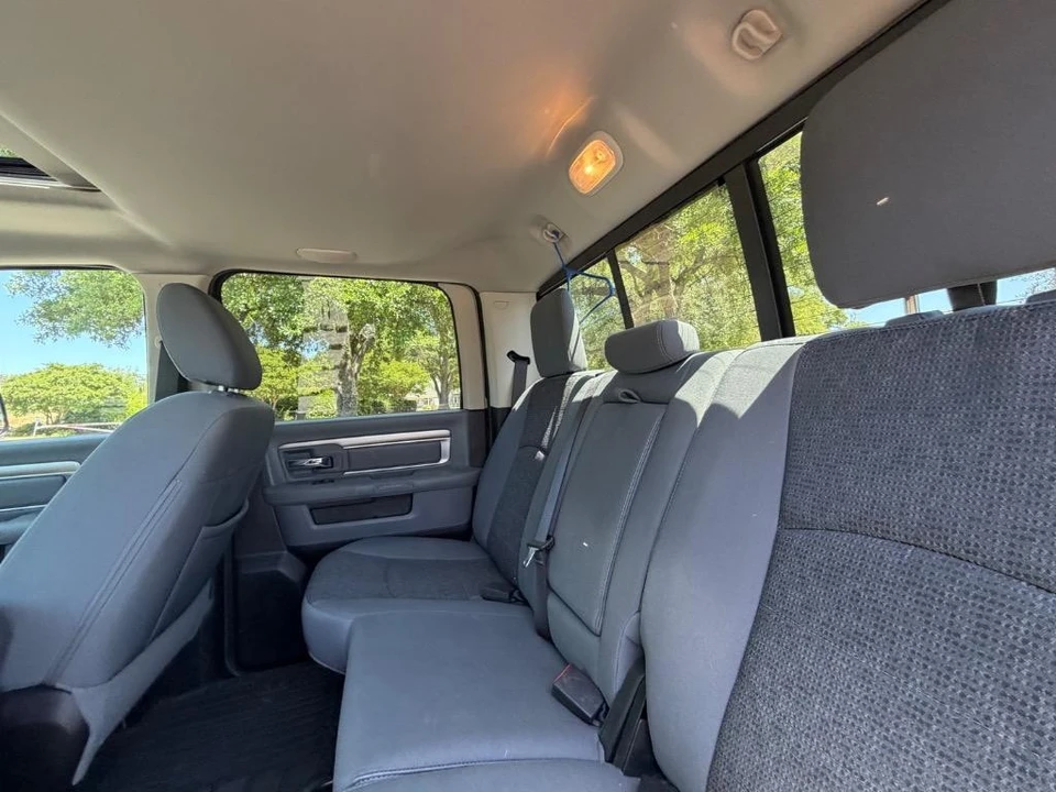 2015 Ram 1500 1st Gen - Image 23 of 31