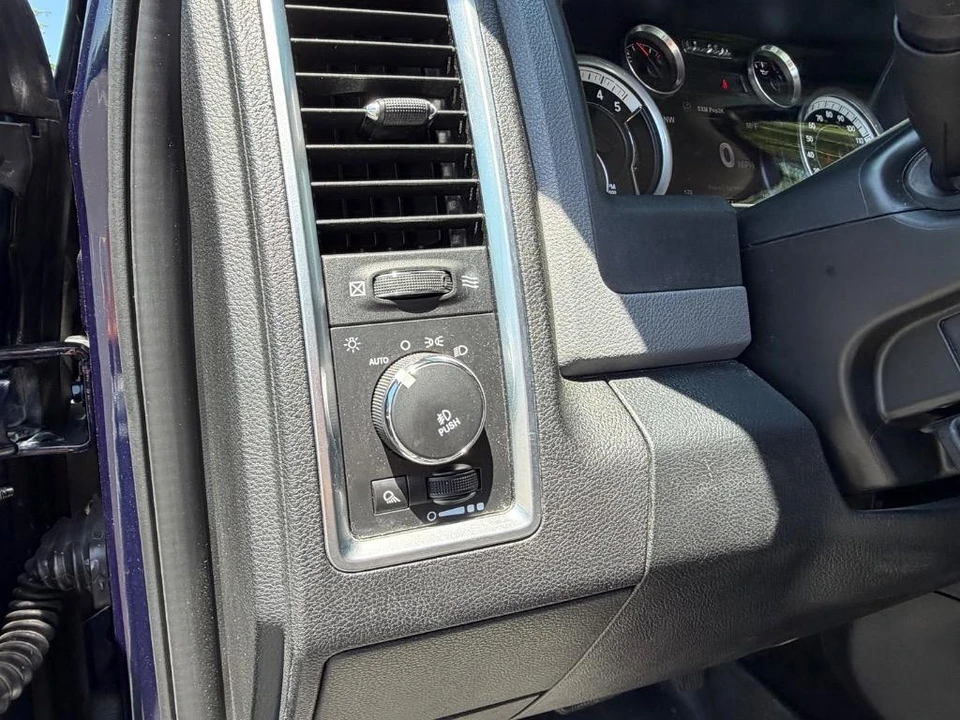2015 Ram 1500 1st Gen - Image 9 of 31