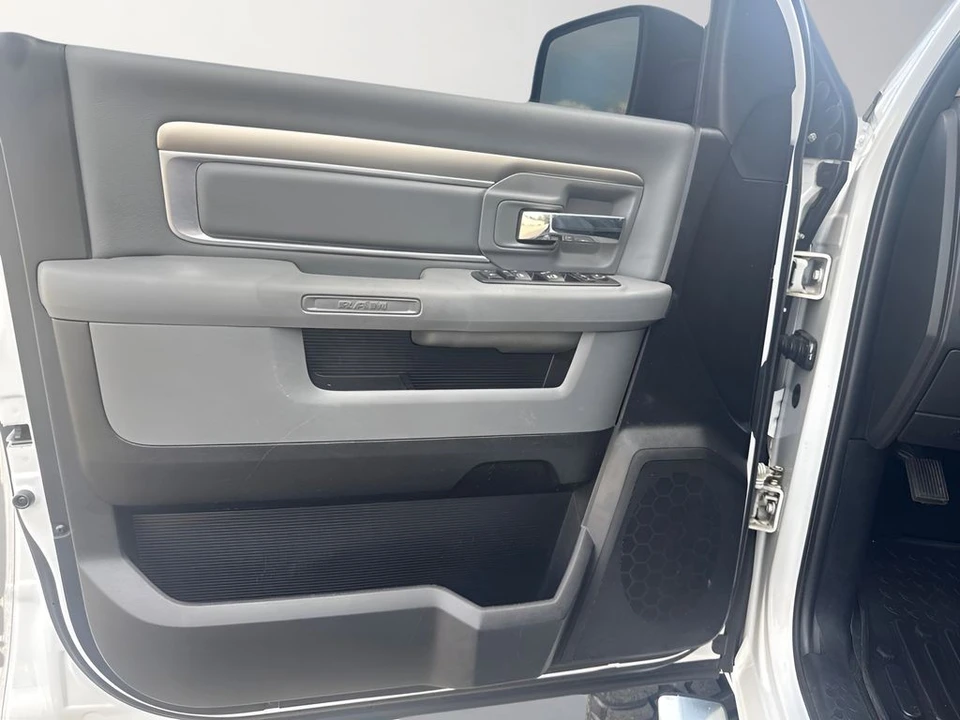 2015 Ram 1500 1st Gen - Image 26 of 31