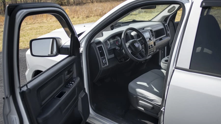 2015 Ram 1500 1st Gen - Image 9 of 13