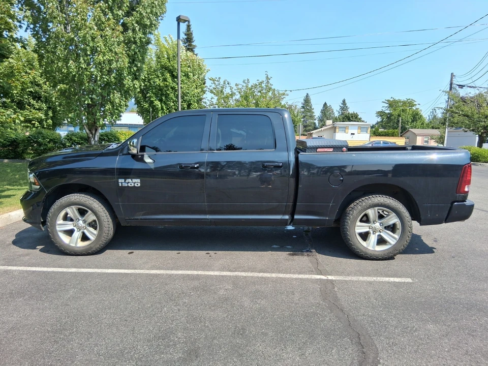 2015 Ram 1500 1st Gen - Image 2 of 31