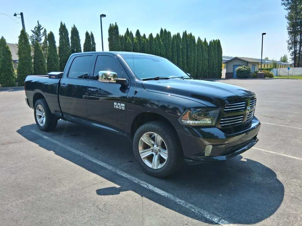 2015 Ram 1500 1st Gen - Image 7 of 31