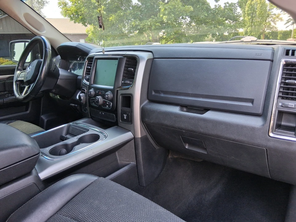 2015 Ram 1500 1st Gen - Image 28 of 31