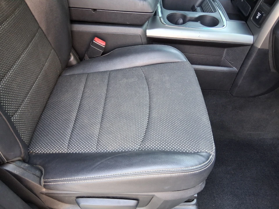 2015 Ram 1500 1st Gen - Image 29 of 31