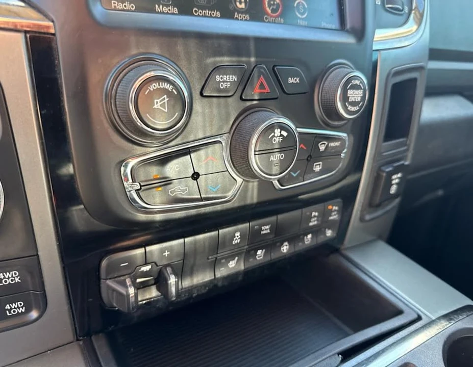 2015 Dodge Ram 4th Gen - Image 11 of 17