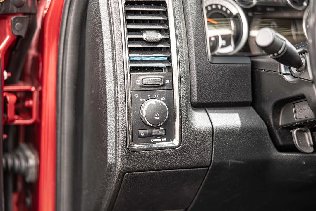 2015 Ram 1500 1st Gen - Image 19 of 31