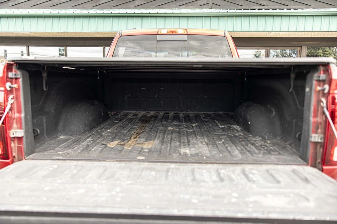 2015 Ram 1500 1st Gen - Image 16 of 31