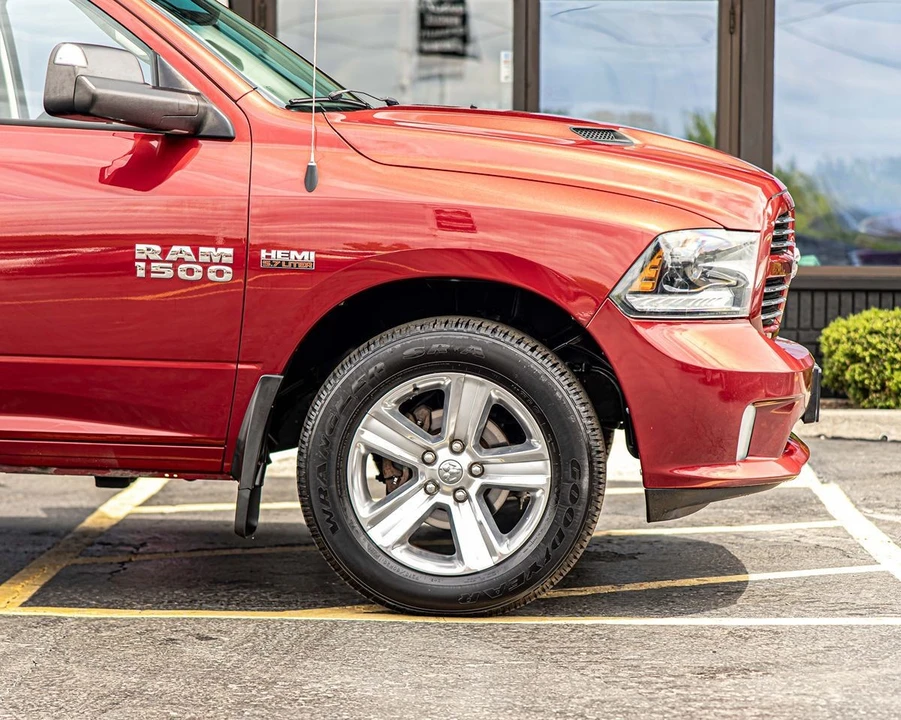 2015 Ram 1500 1st Gen - Image 10 of 31