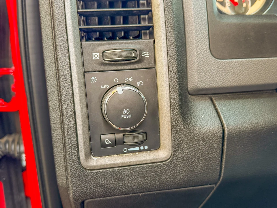2015 Ram 1500 1st Gen - Image 24 of 31