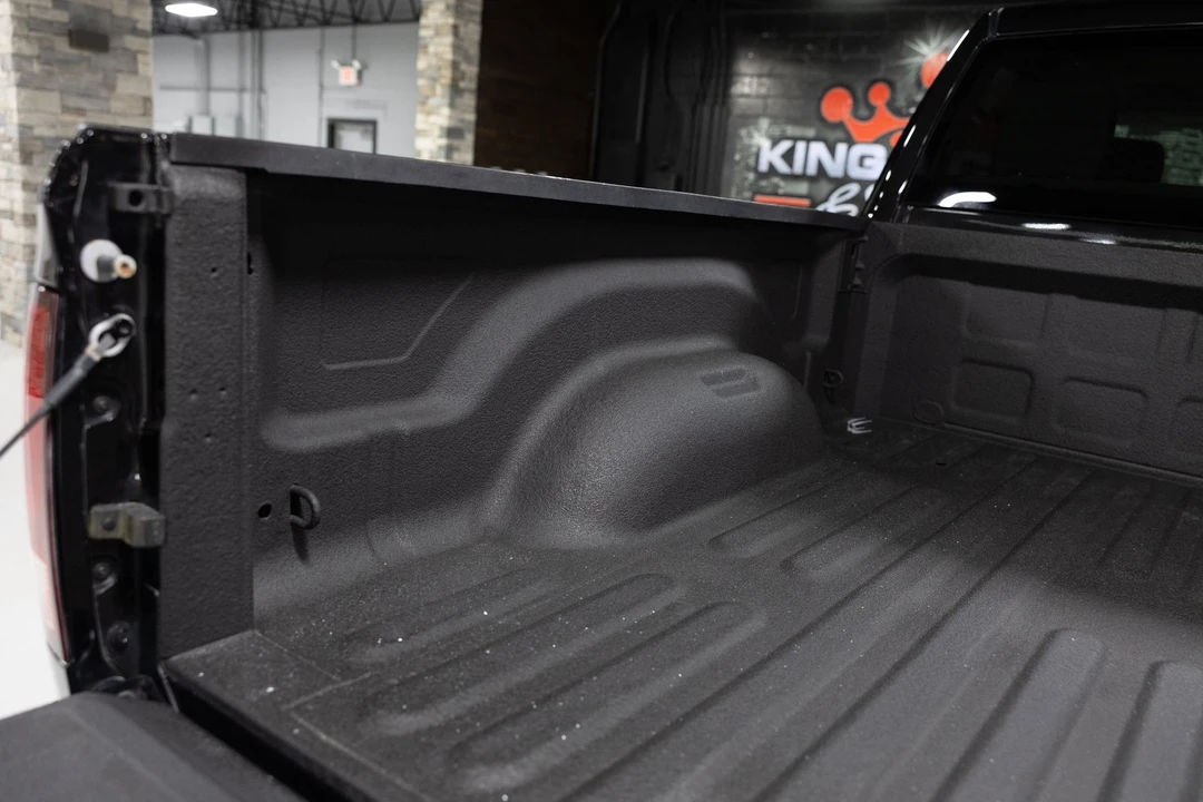 2015 Ram Heavy Duty - Image 16 of 31