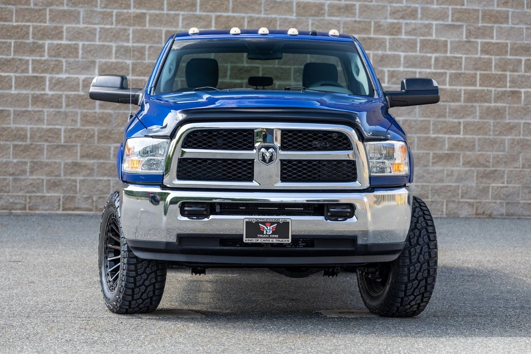 2015 Ram Heavy Duty - Image 2 of 31
