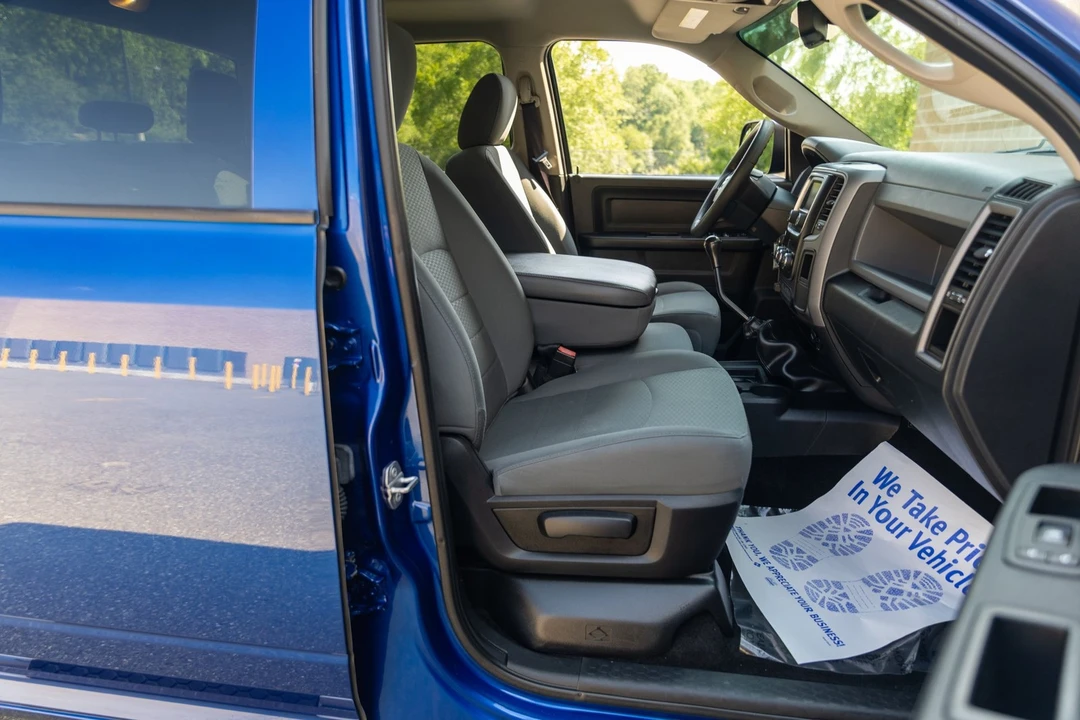 2015 Ram Heavy Duty - Image 28 of 31