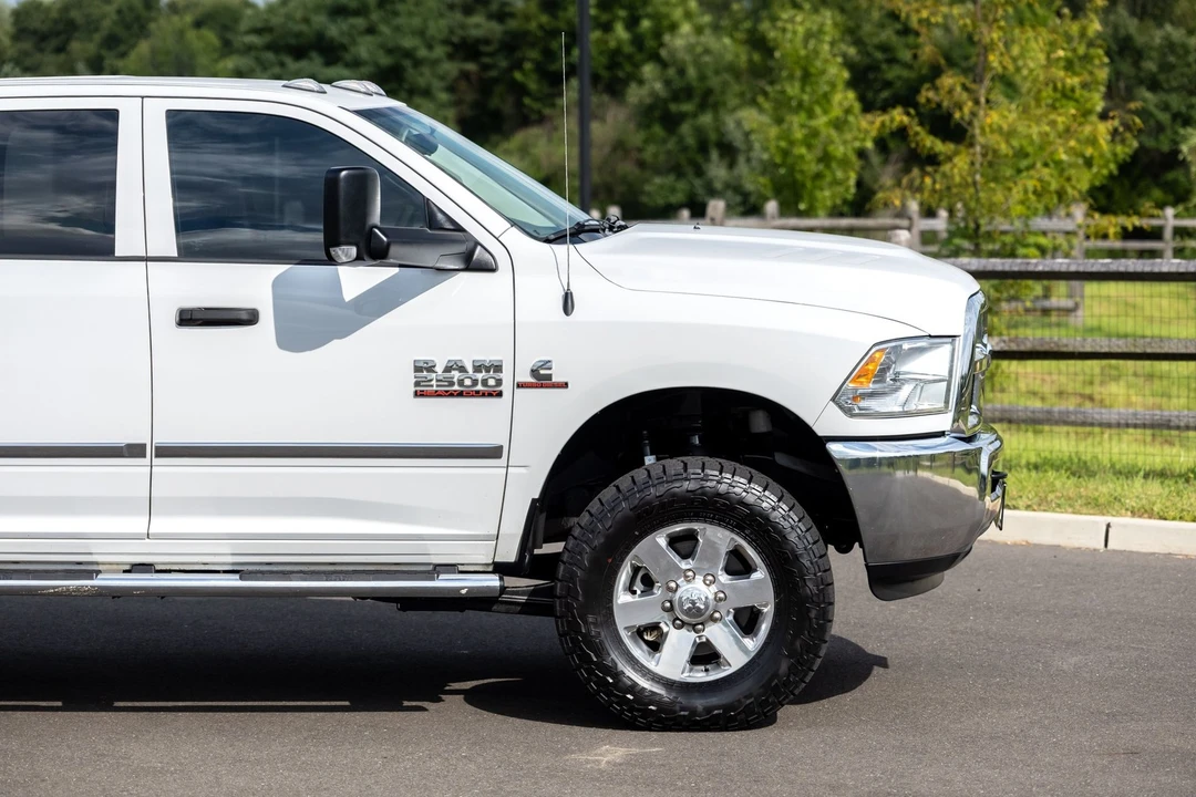 2015 Ram Heavy Duty - Image 21 of 31