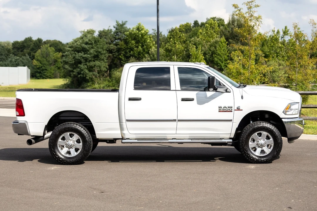 2015 Ram Heavy Duty - Image 22 of 31
