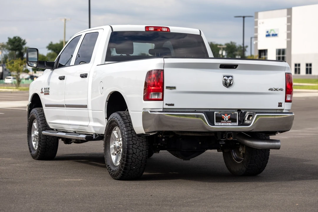 2015 Ram Heavy Duty - Image 16 of 31