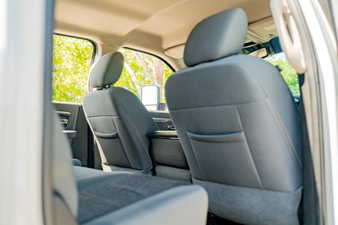 2015 Ram 2500 - Image 25 of 27