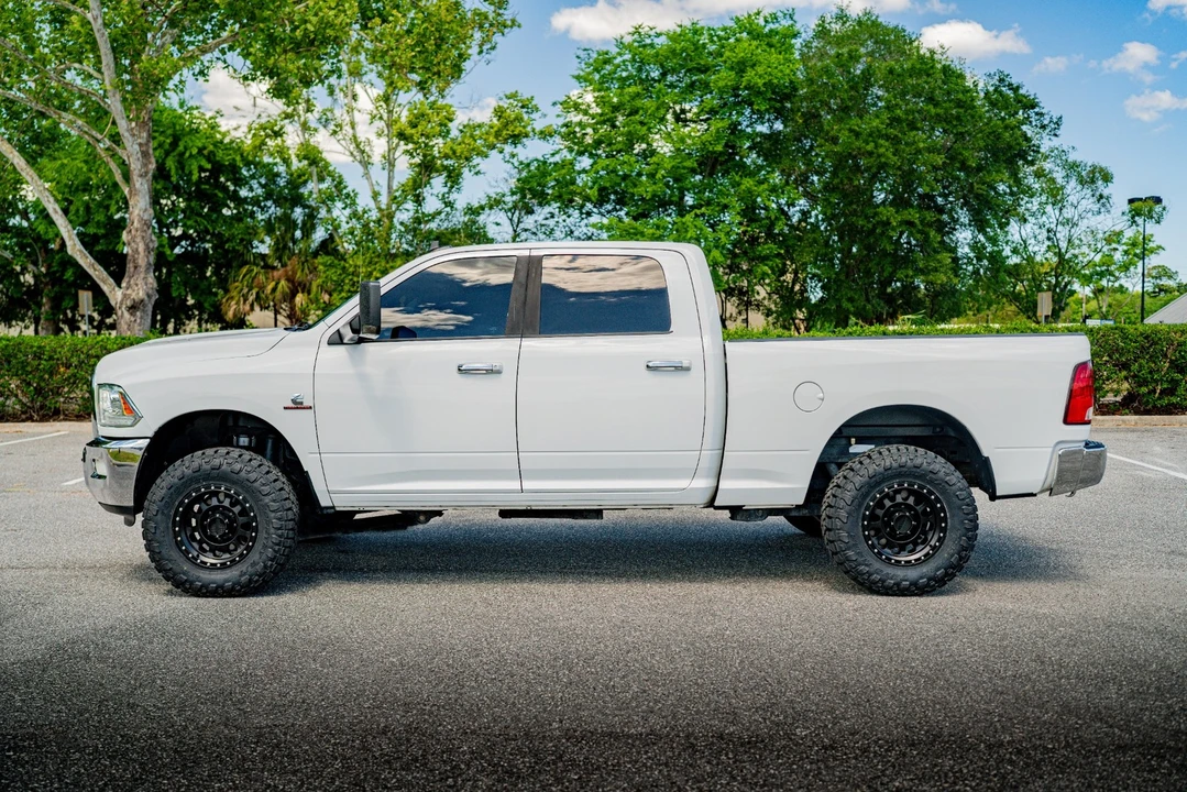 2015 Ram 2500 - Image 2 of 27