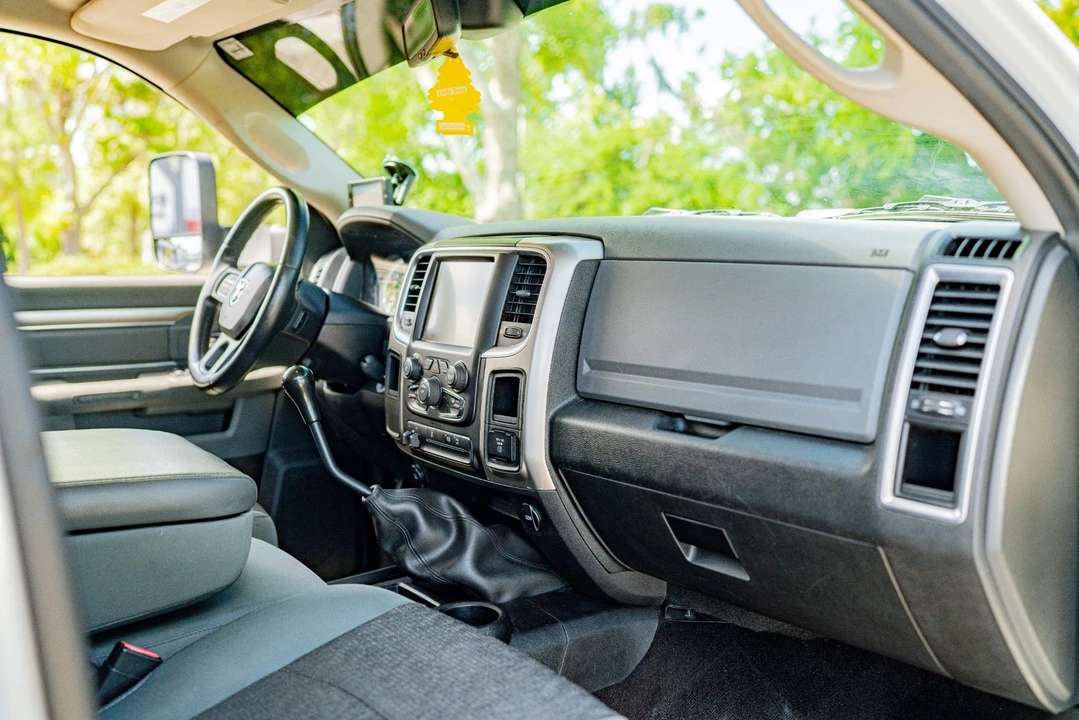 2015 Ram 2500 - Image 19 of 27