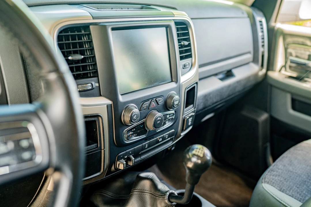 2015 Ram 2500 - Image 17 of 27