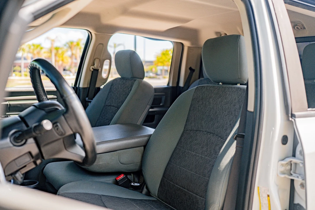 2015 Ram 2500 - Image 14 of 27