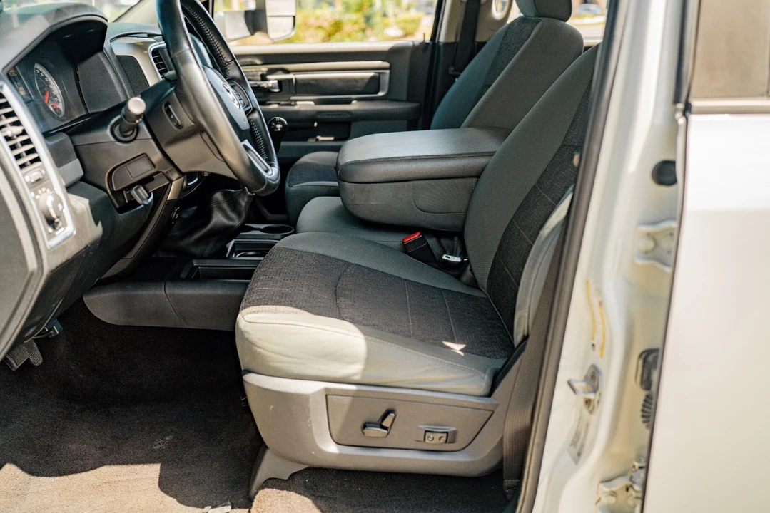 2015 Ram 2500 - Image 13 of 27