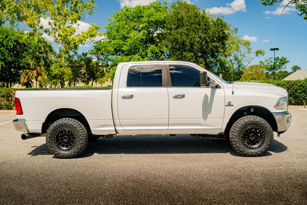2015 Ram 2500 - Image 3 of 27