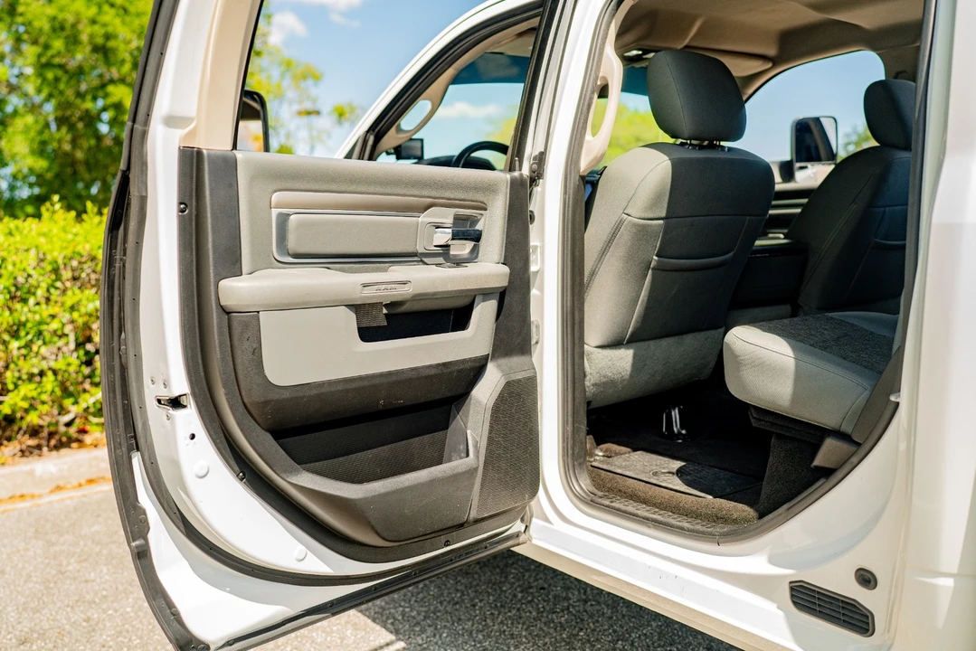 2015 Ram 2500 - Image 22 of 27