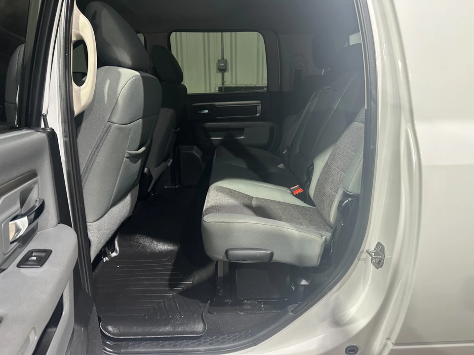 2015 Ram Heavy Duty - Image 13 of 22