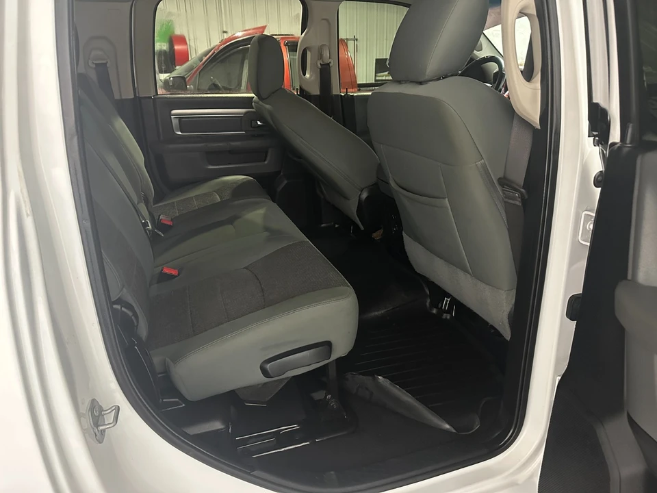 2015 Ram Heavy Duty - Image 9 of 22