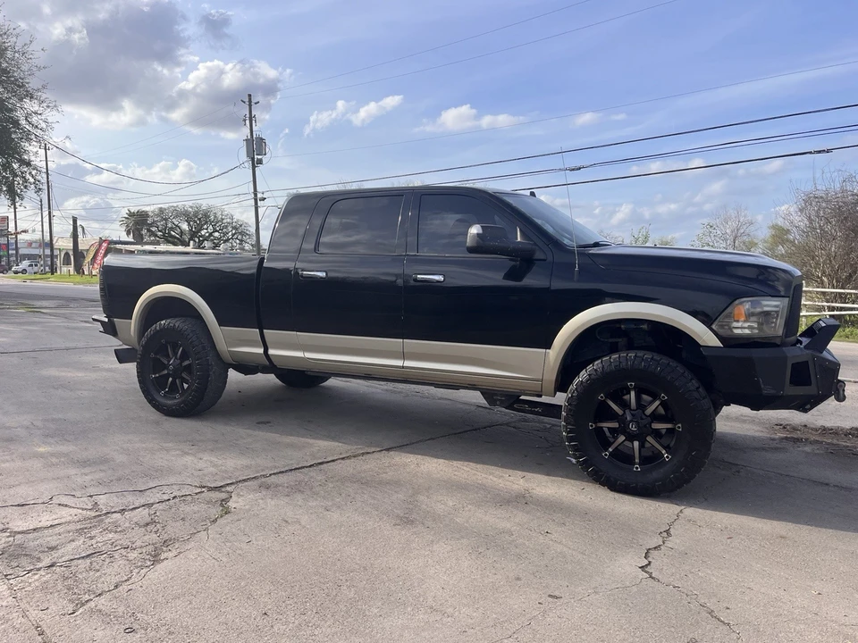 2015 Ram Heavy Duty - Image 6 of 17