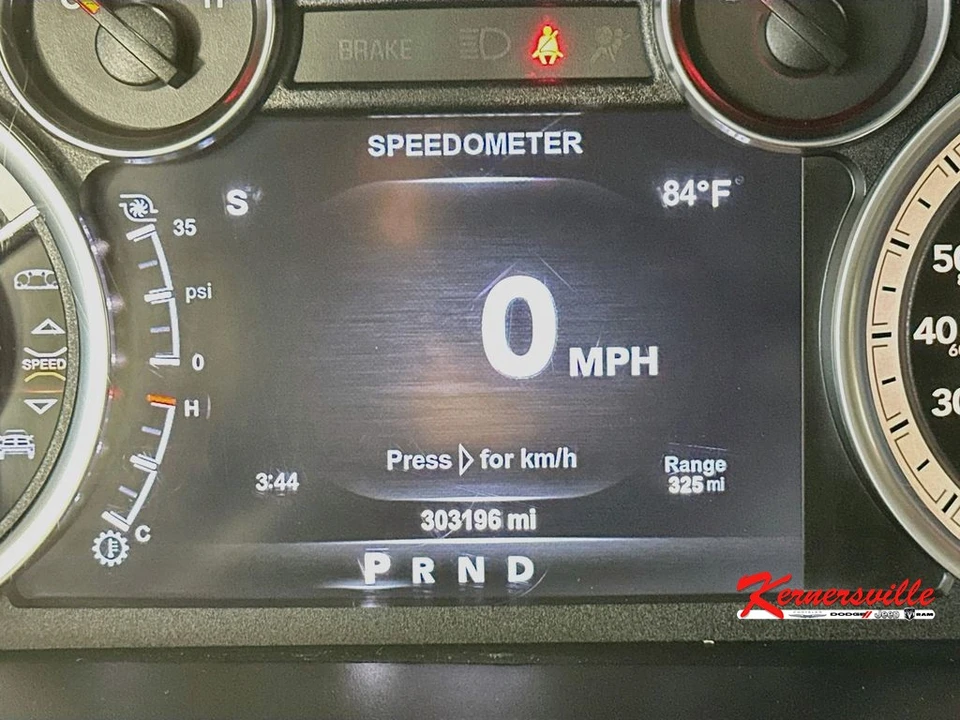 2015 Ram Heavy Duty - Image 15 of 24