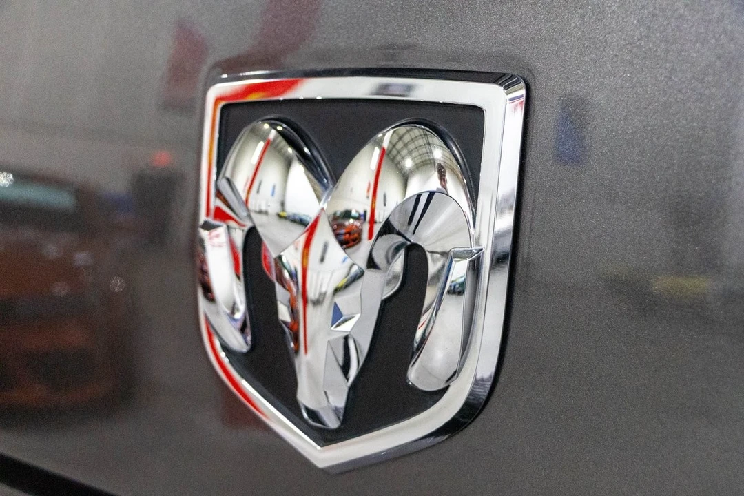2015 Ram 2500 - Image 26 of 31